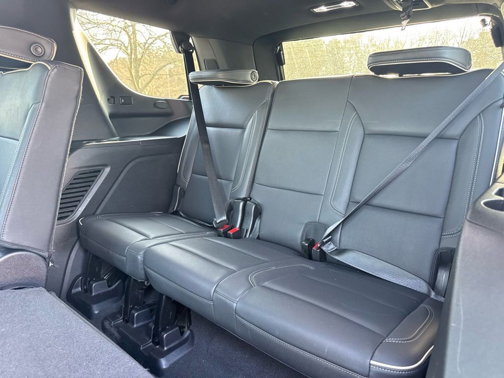 Used 2024 GMC Yukon SLT image 14