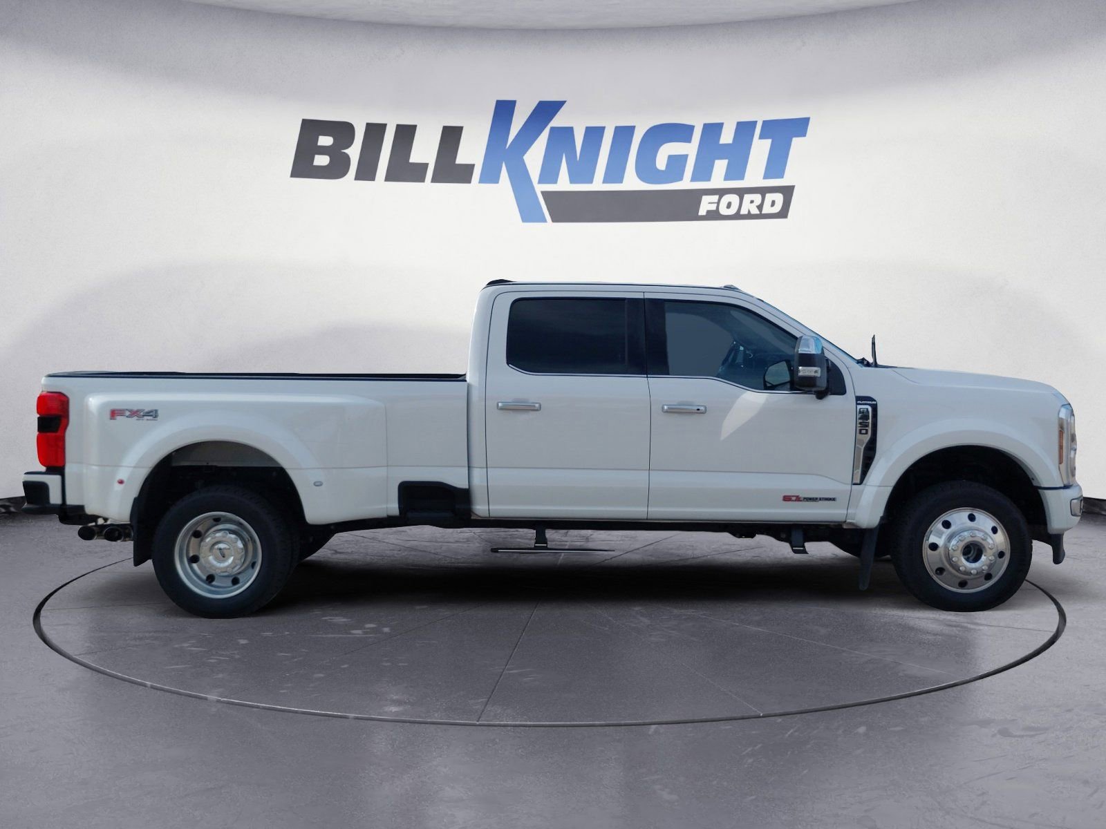 Used 2025 Ford F450 Platinum w/ Platinum Plus Package image 6