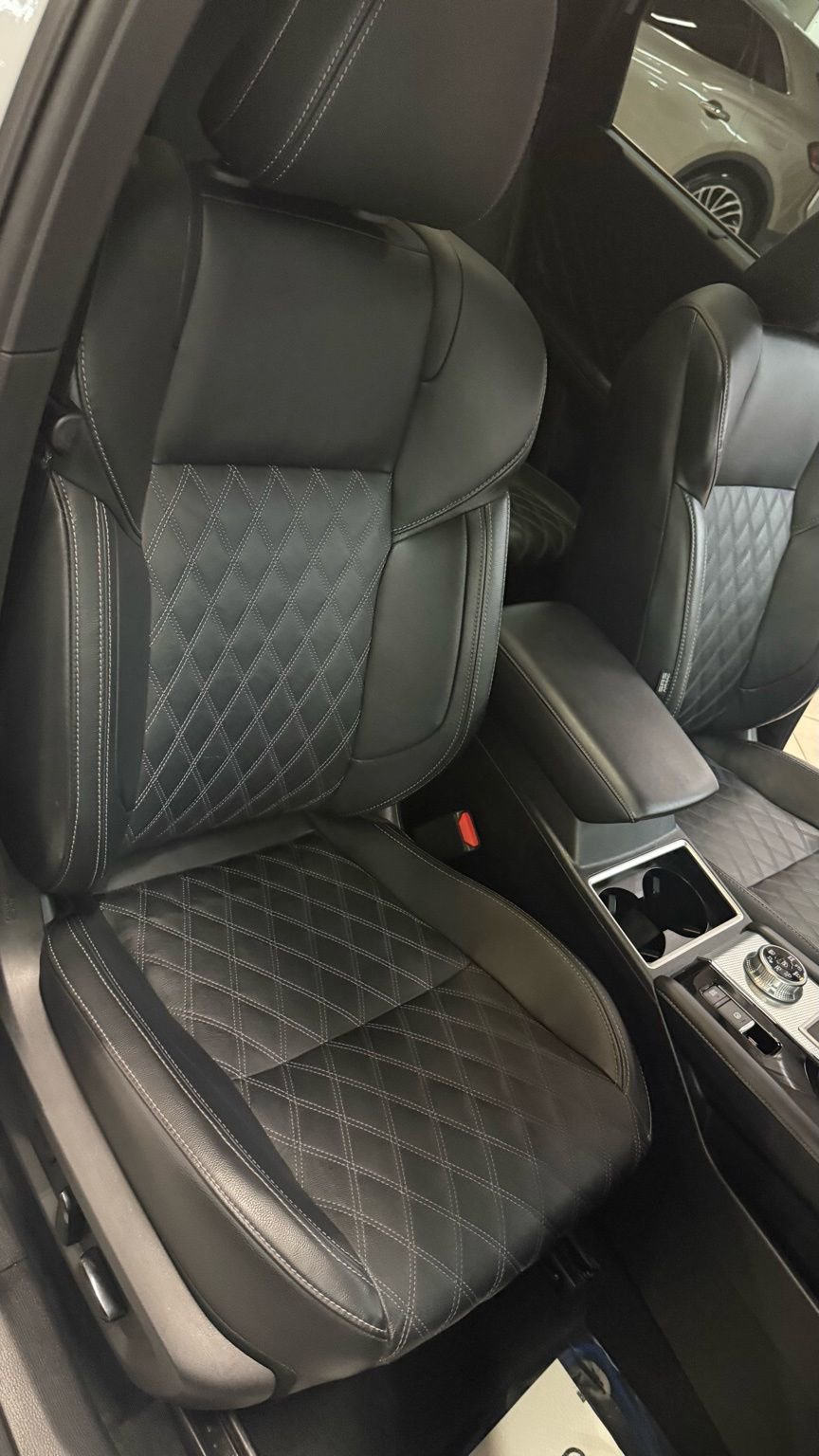 Used 2024 Mitsubishi Outlander SEL image 28