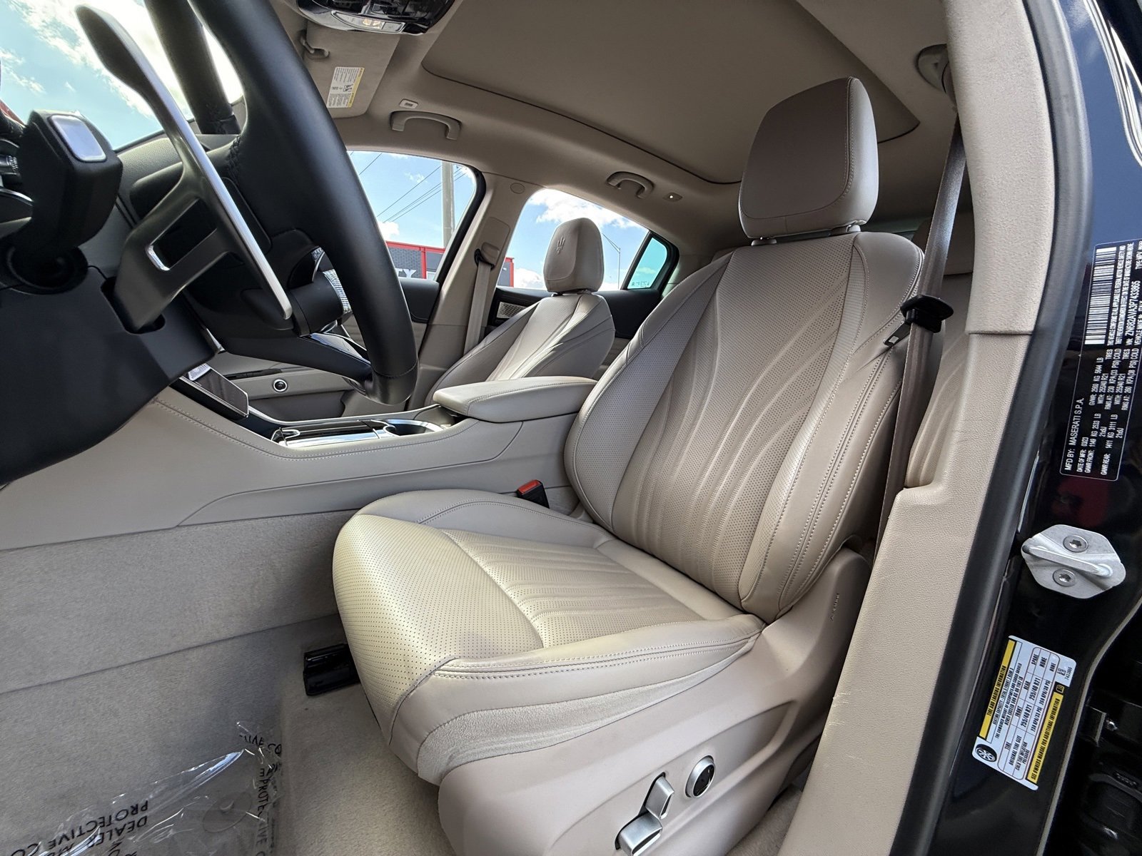 Used 2023 Maserati Grecale GT image 14