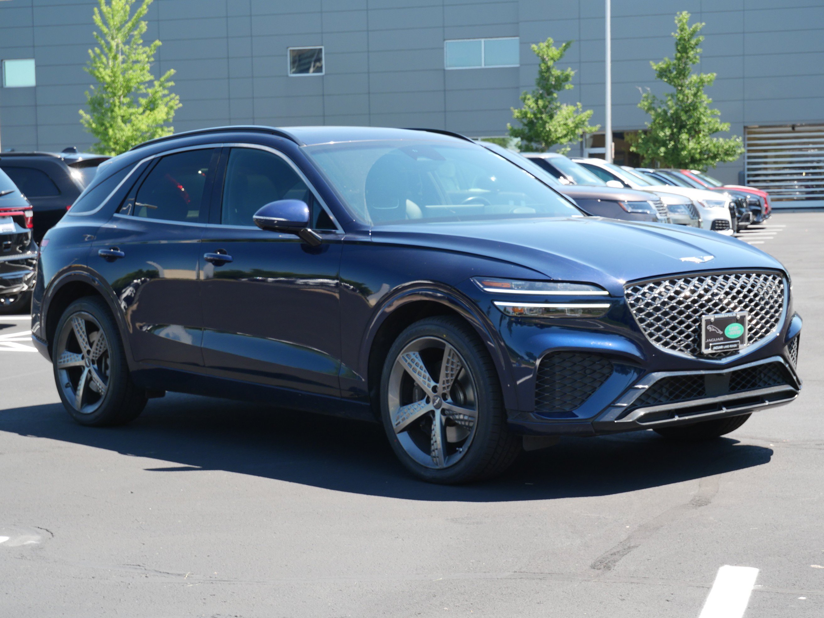 Used 2022 Genesis GV70 3.5T Sport w/ Sport Prestige Package AWD/4WD image 7