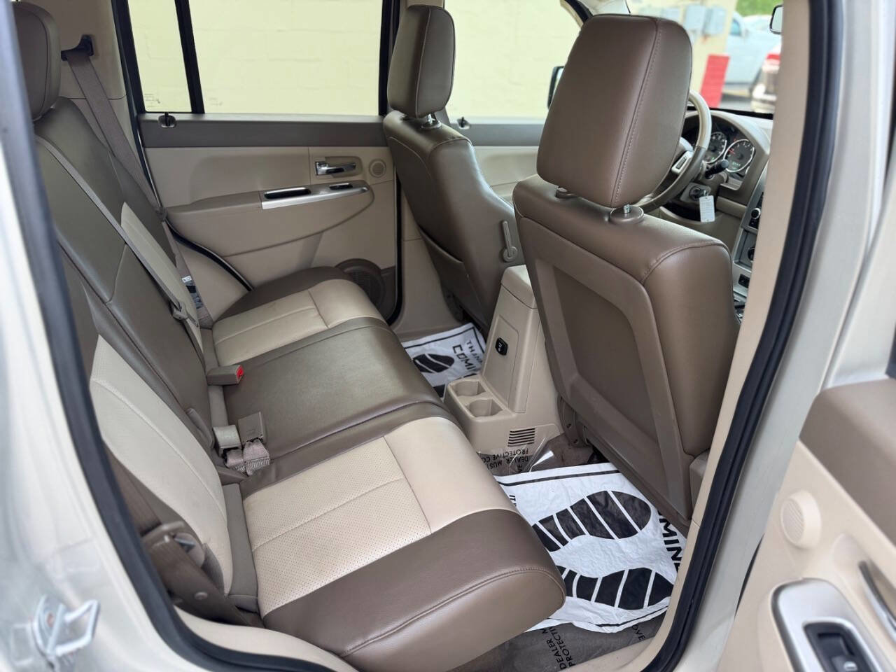Used 2008 Jeep Liberty Limited w/ Premium Group AWD/4WD image 13