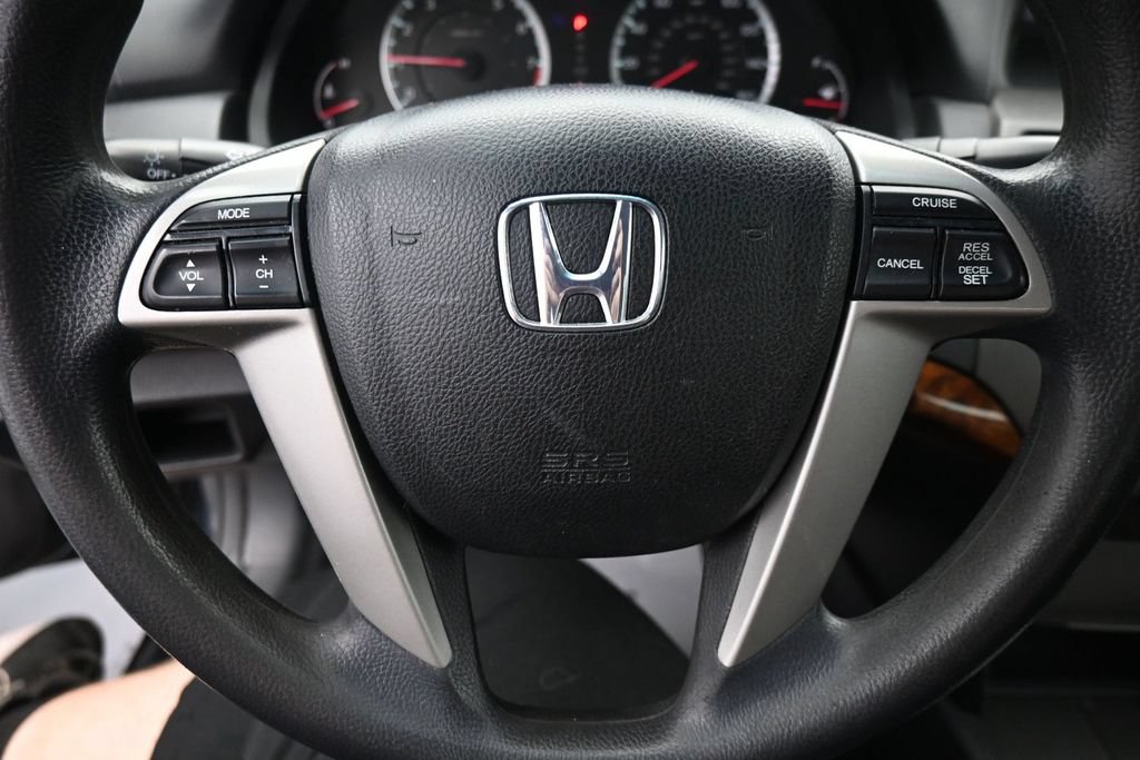 Used 2011 Honda Accord EX image 16
