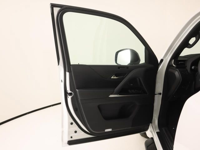 New 2026 Lexus LX 700h Luxury image 10