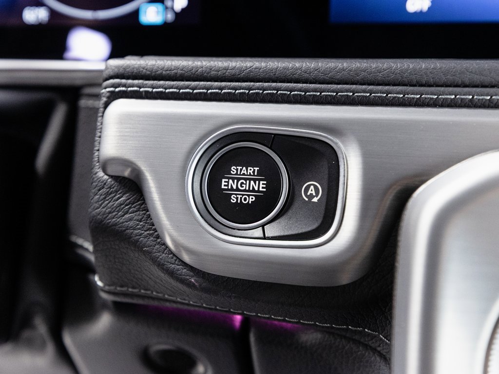 Used 2025 Mercedes-Benz G 550 image 17