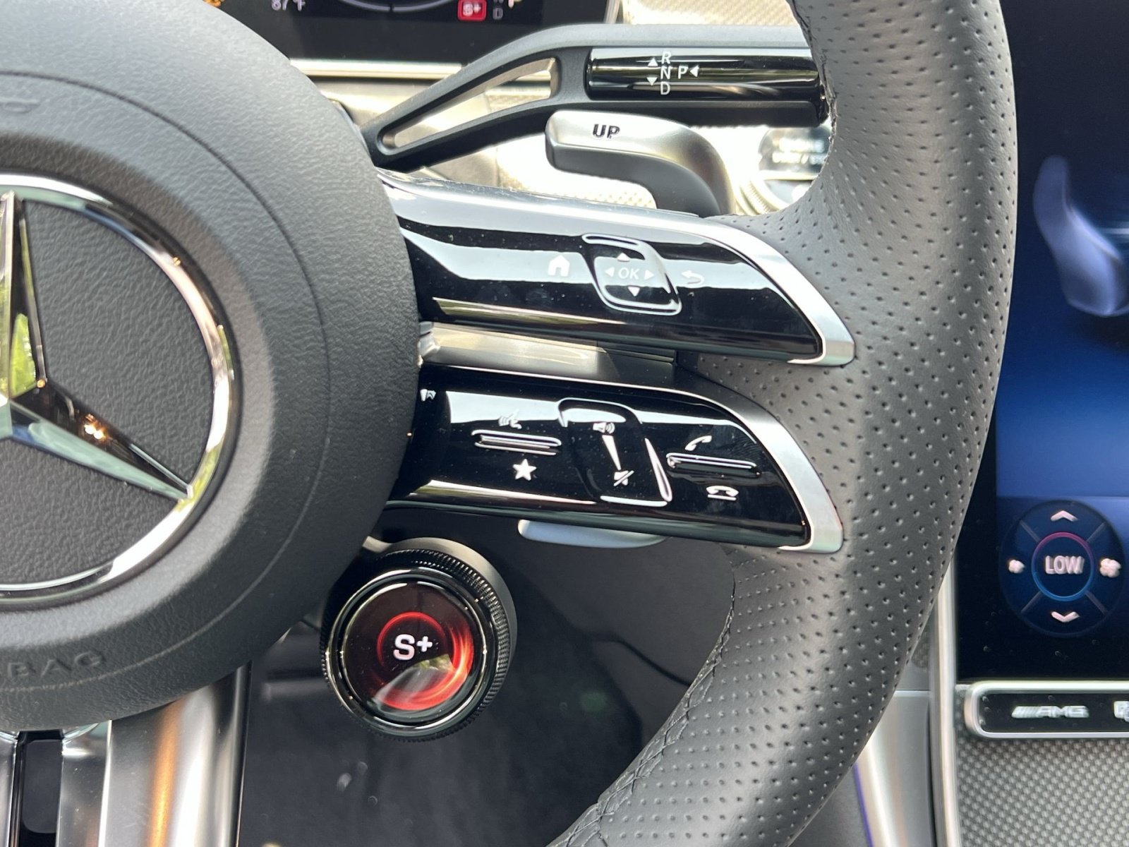New 2026 Mercedes-Benz C 43 AMG 4MATIC Sedan image 39
