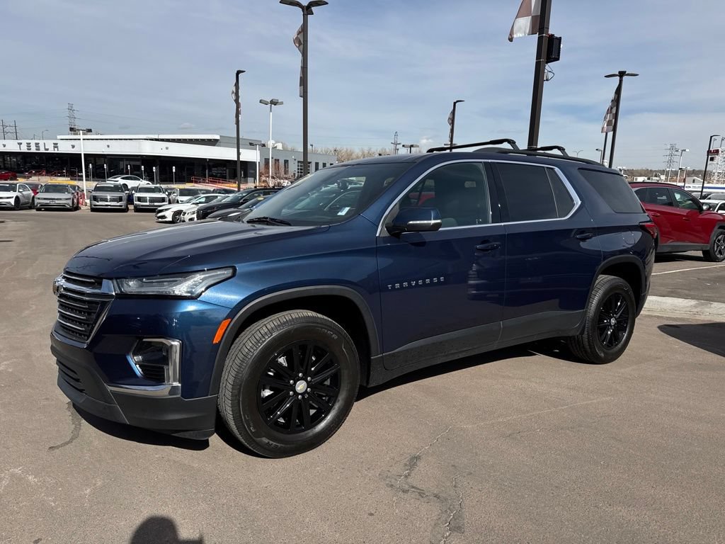Used 2022 Chevrolet Traverse LT FWD image 18