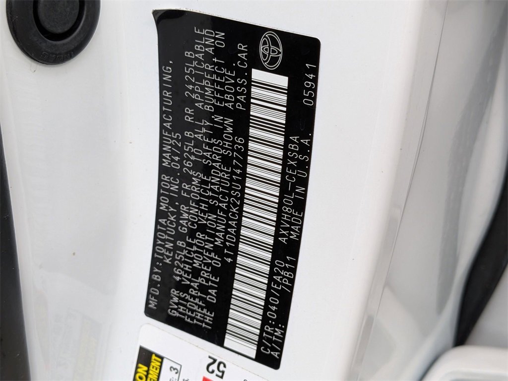 Used 2025 Toyota Camry LE image 34