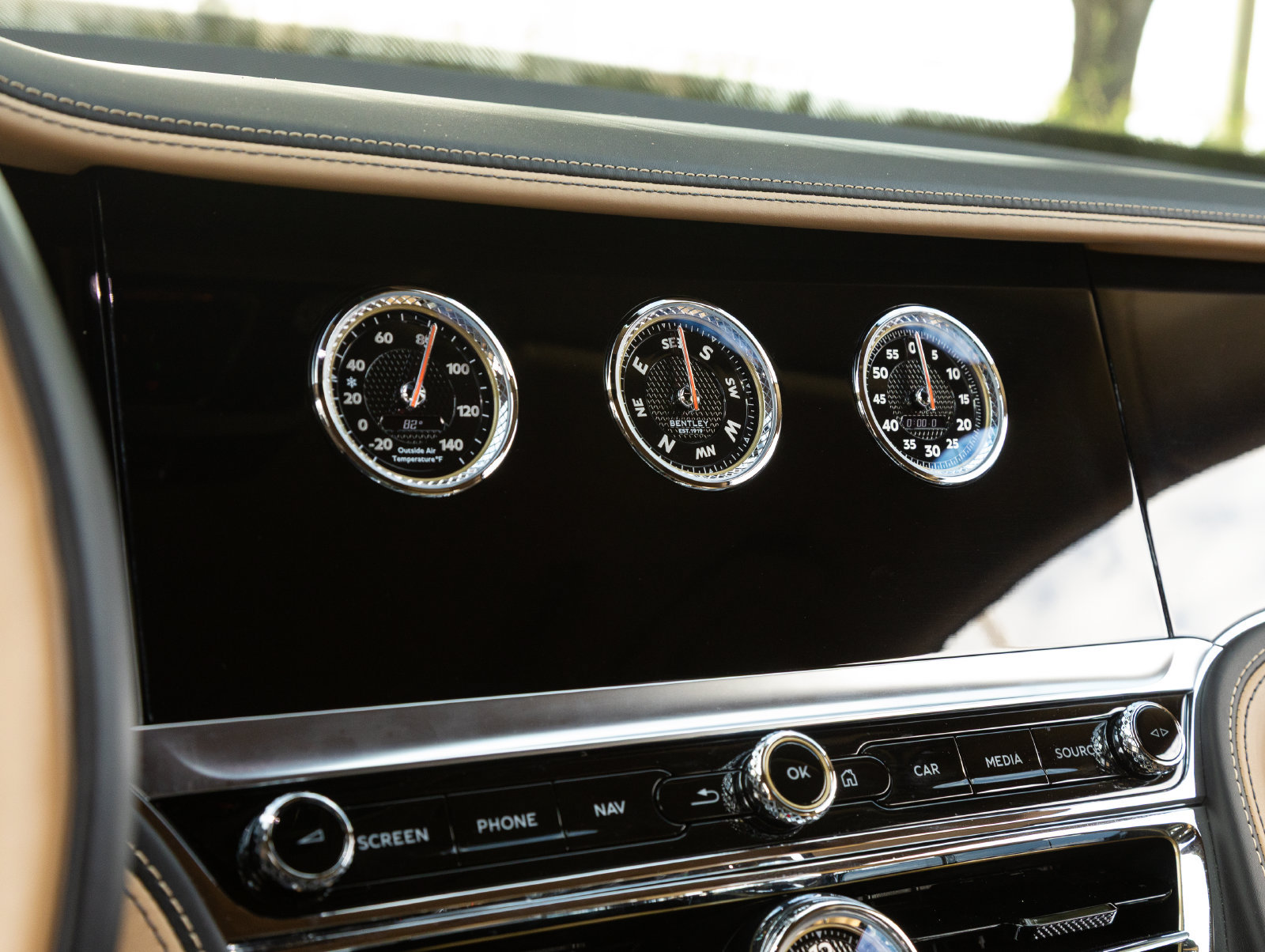 Used 2022 Bentley Flying Spur V8 AWD/4WD image 25