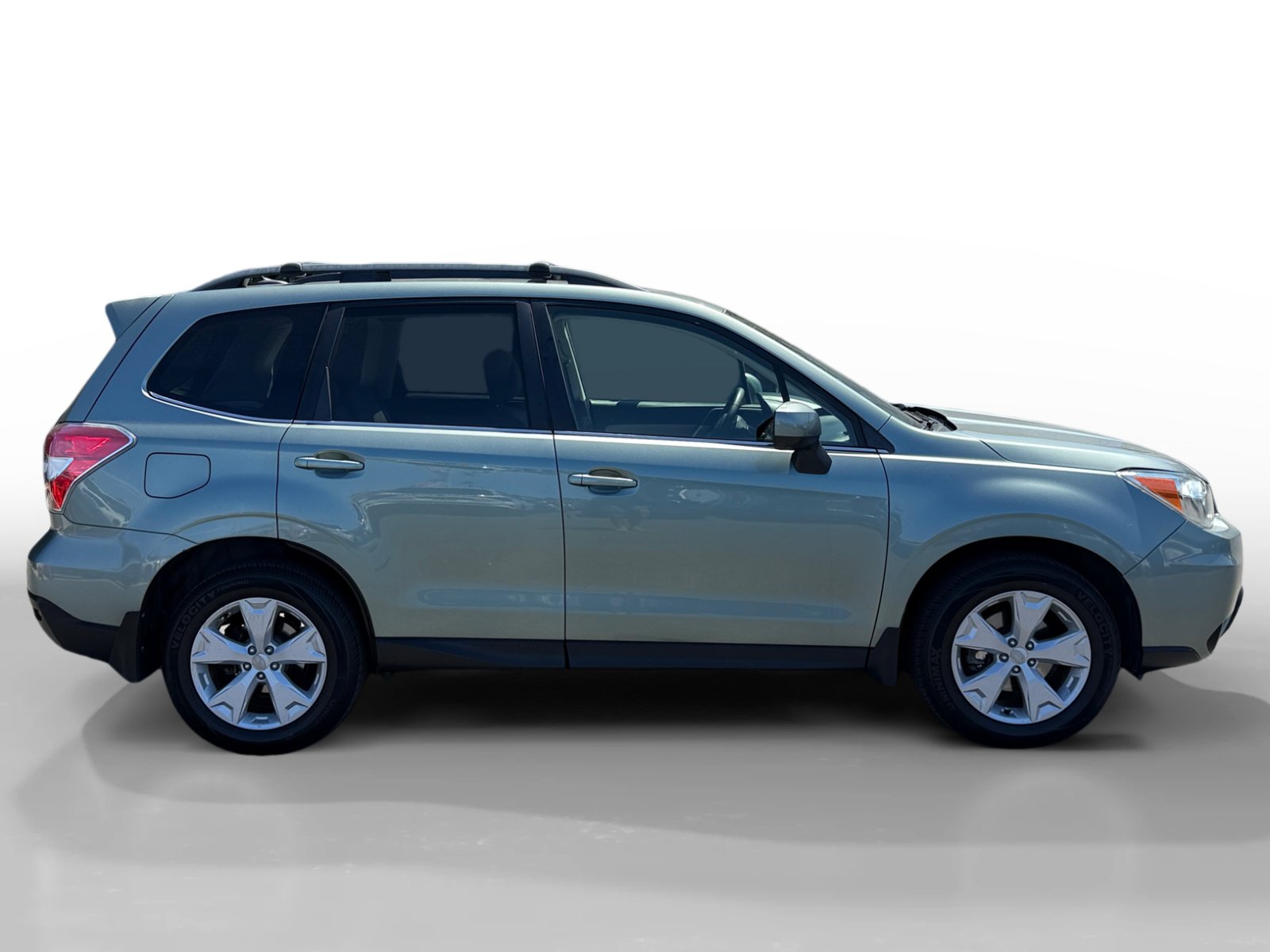 Used 2015 Subaru Forester 2.5i Limited AWD/4WD image 6