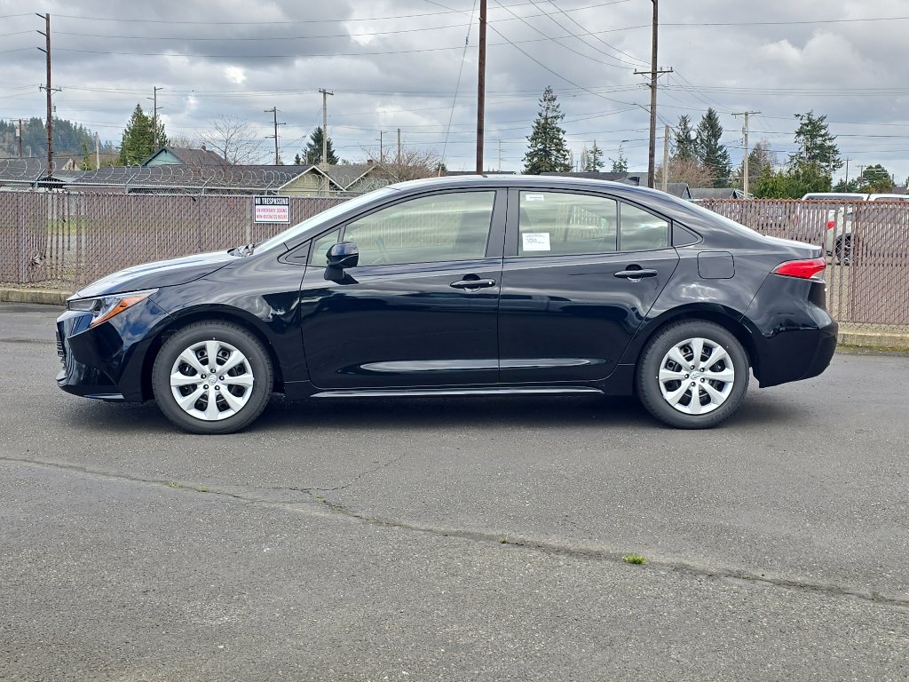 New 2026 Toyota Corolla LE image 6