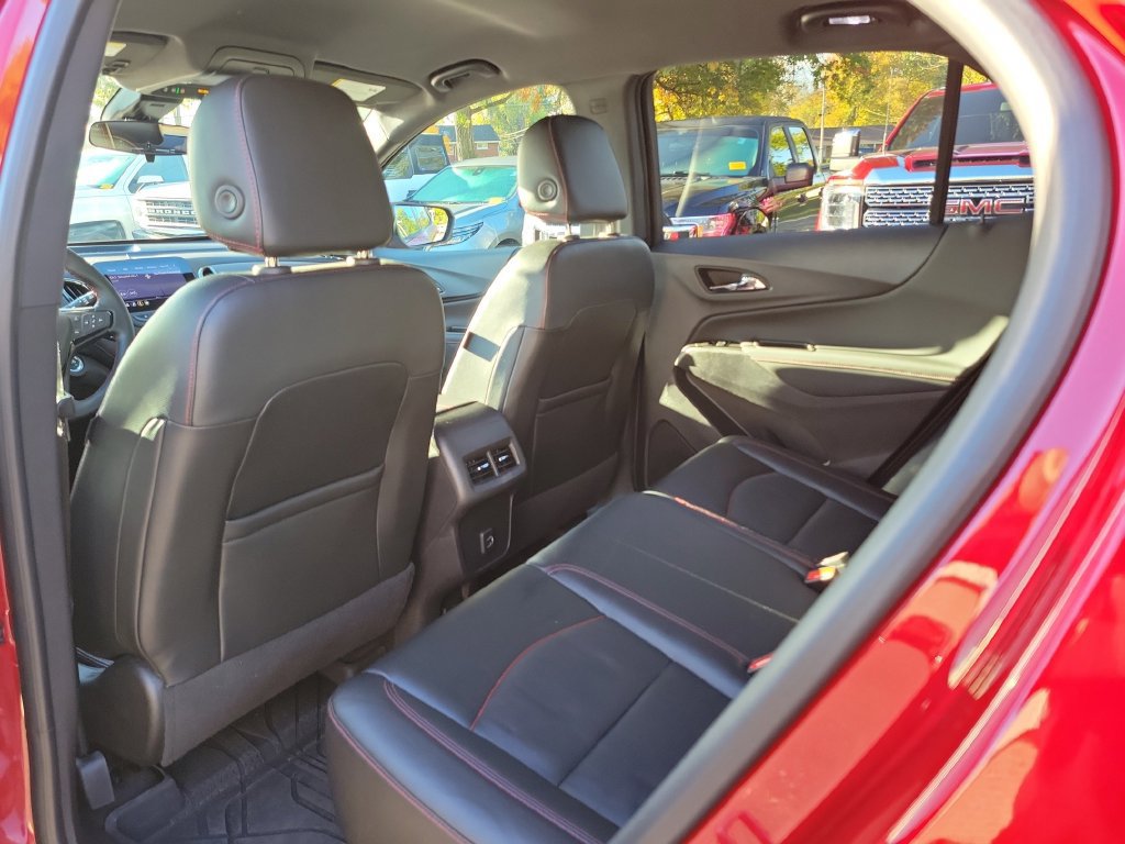 Used 2024 Chevrolet Equinox RS w/ RS Leather Package FWD image 19