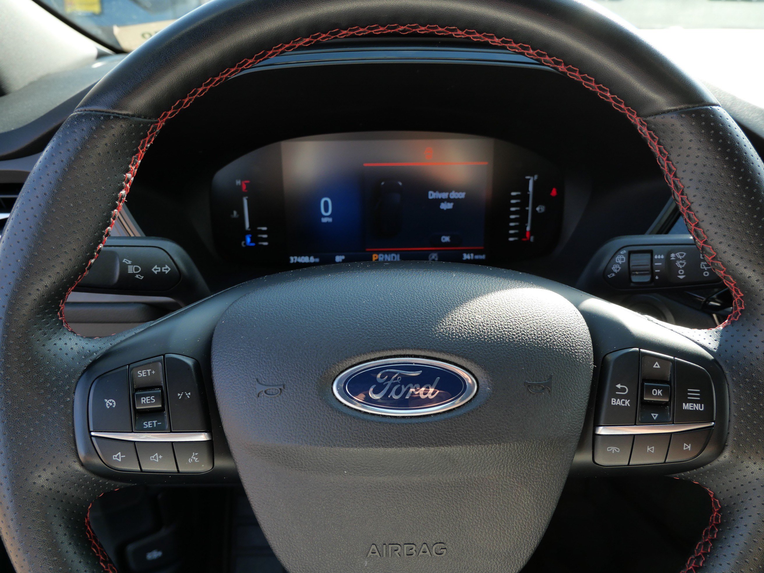Certified 2024 Ford Escape ST-Line AWD/4WD image 25