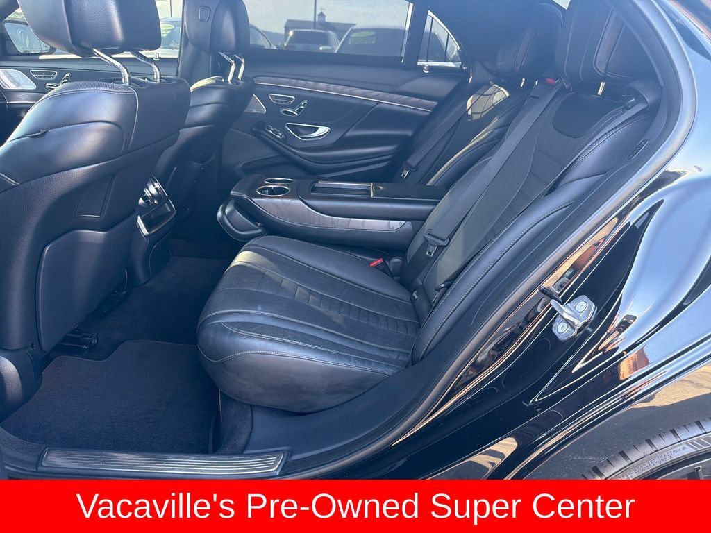 Used 2018 Mercedes-Benz S 560 Sedan image 23