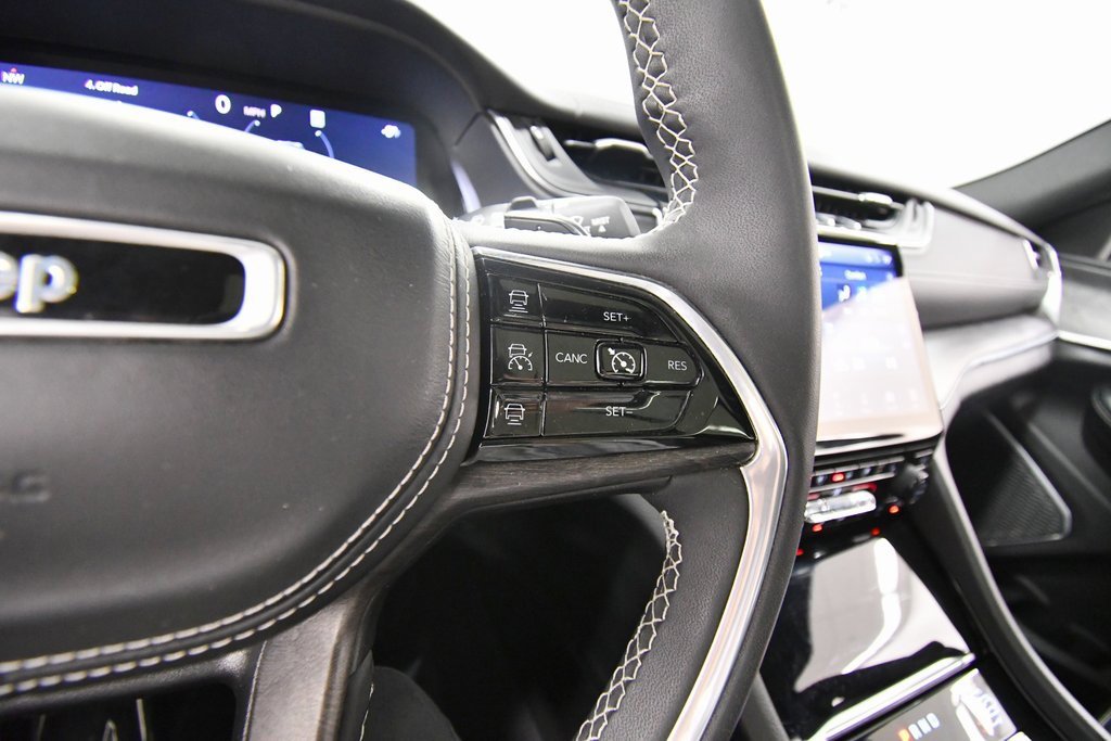 Used 2023 Jeep Grand Cherokee L Overland image 22