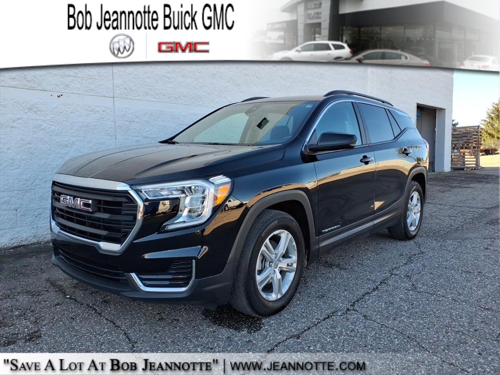 Certified 2022 GMC Terrain SLE w/ Driver Convenience Package image 1
