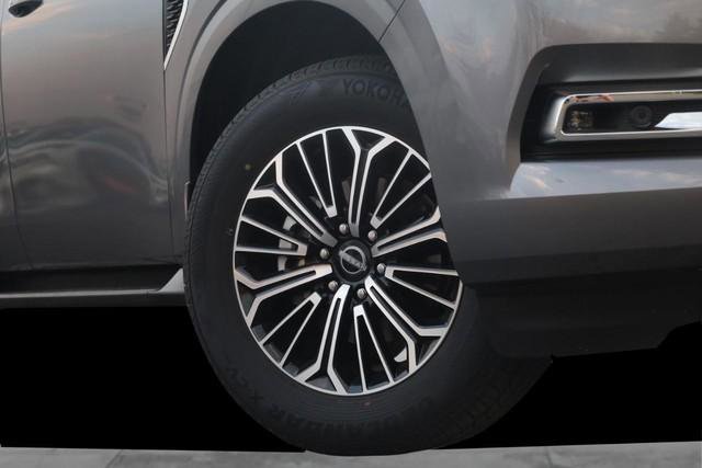 New 2026 Nissan Armada Platinum image 3