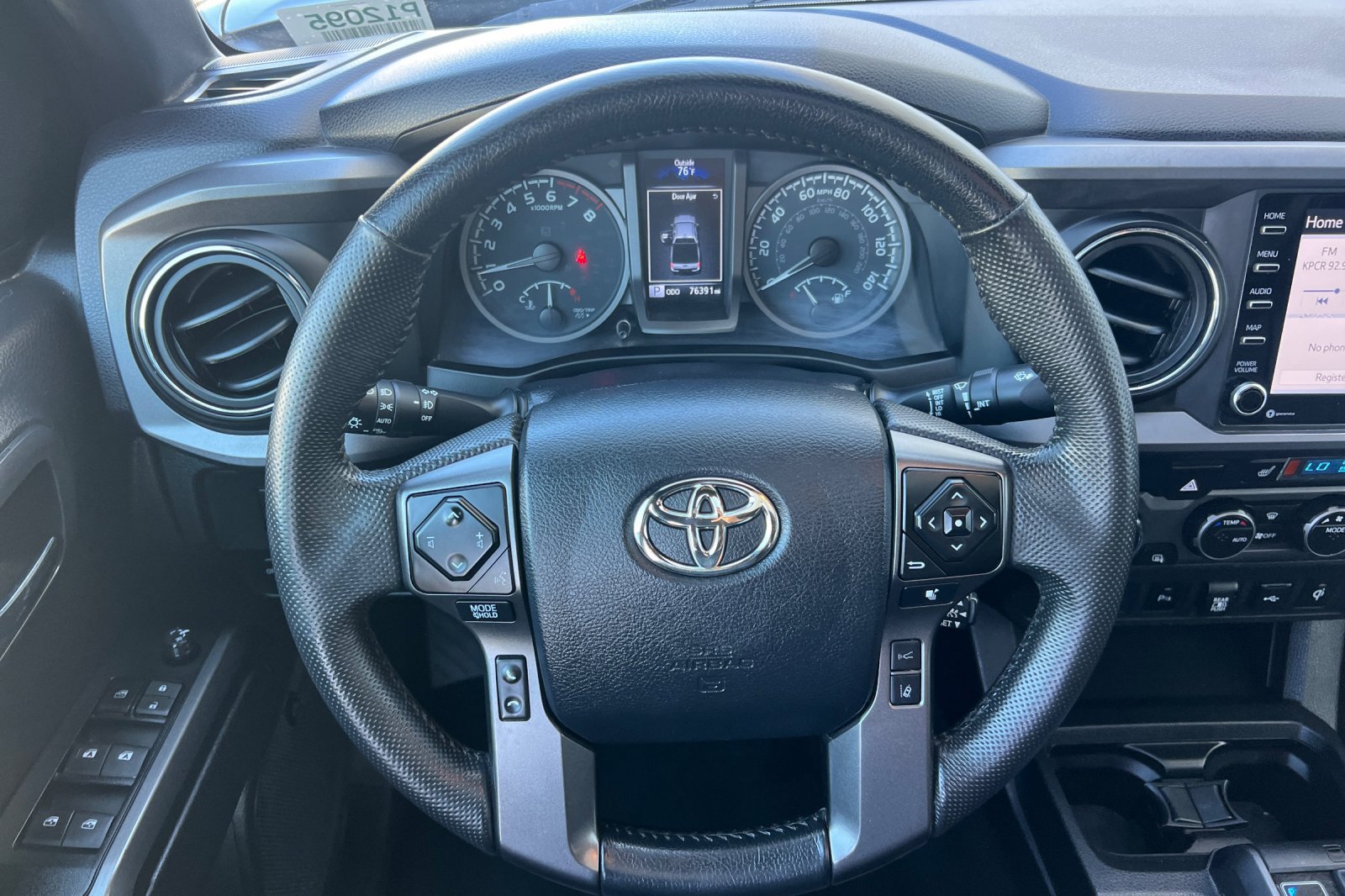 Used 2023 Toyota Tacoma TRD Sport w/ TRD Premium Sport Package AWD/4WD image 16