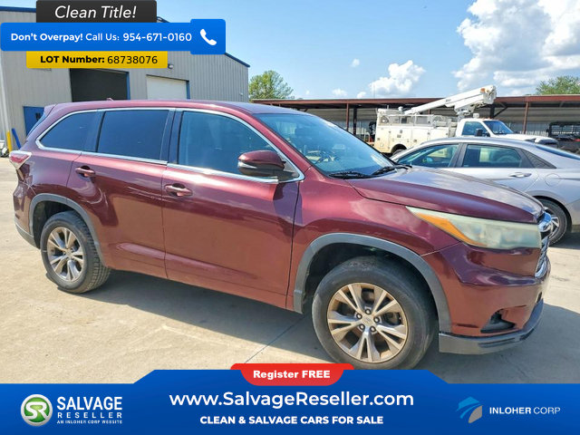 Used 2015 Toyota Highlander Plus FWD image 5
