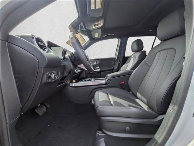 New 2026 Mercedes-Benz GLB 250 image 4
