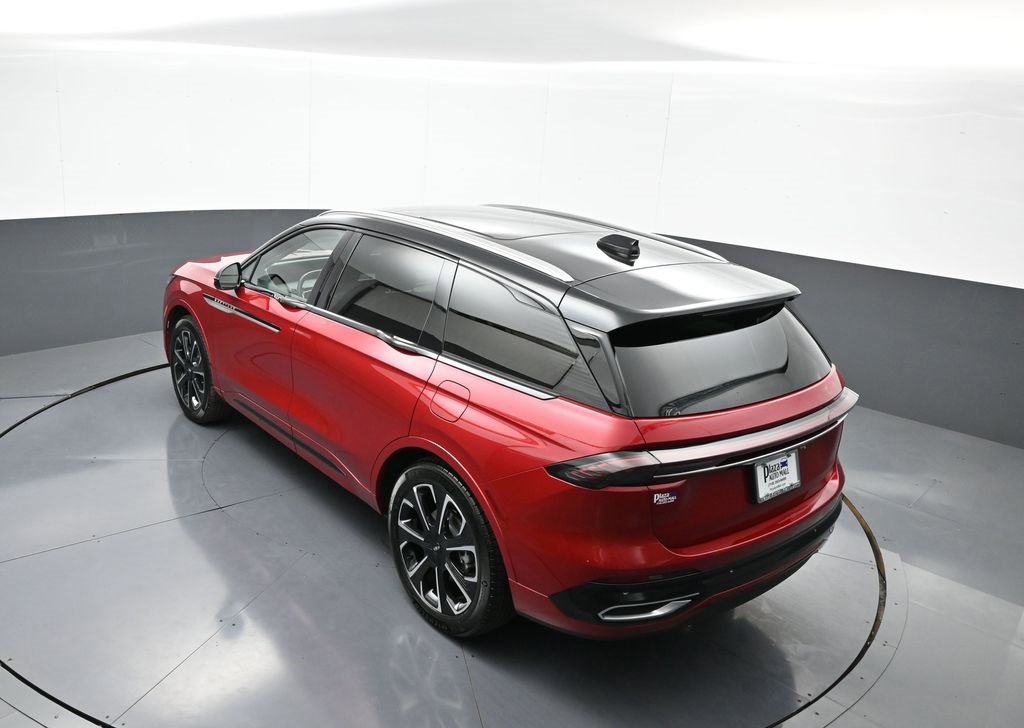 Used 2025 Lincoln Nautilus Reserve image 43