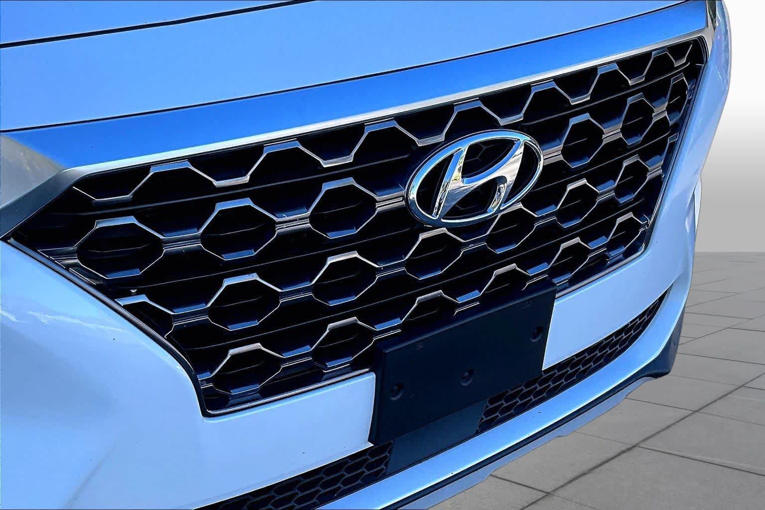 Used 2020 Hyundai Santa Fe SEL w/ Cargo Package FWD image 30