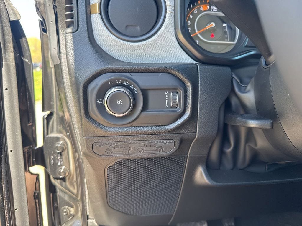 New 2026 Jeep Wrangler Unlimited Sport AWD/4WD image 16