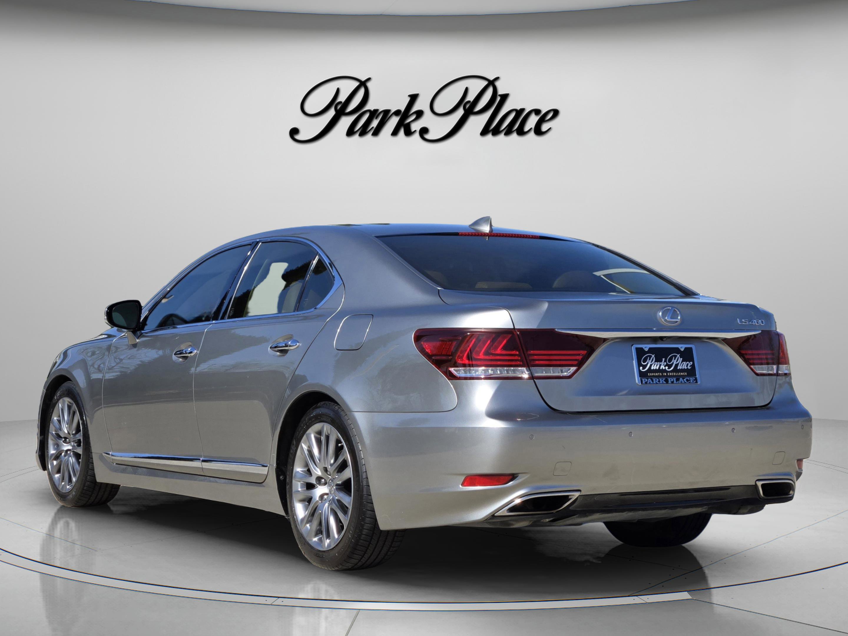 Used 2017 Lexus LS 460 Comfort w/ Comfort Package image 4