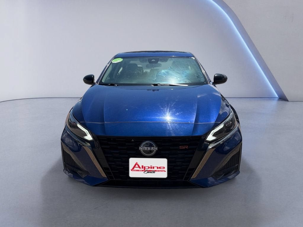 Used 2024 Nissan Altima 2.5 SR FWD image 8