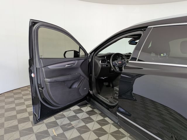 Used 2020 Cadillac XT5 Luxury w/ LPO, Floor Liner Package FWD image 33