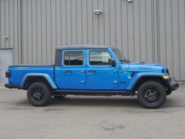 Used 2025 Jeep Gladiator Sport AWD/4WD image 8