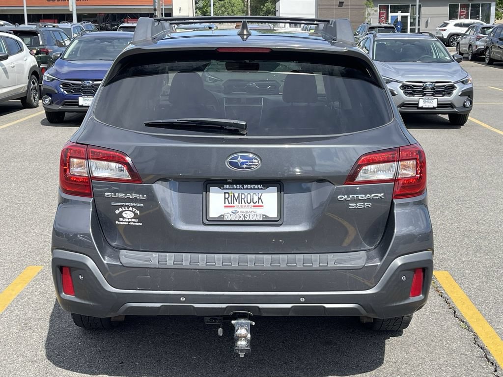 Used 2018 Subaru Outback 3.6R Limited AWD/4WD image 6