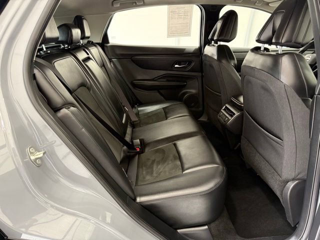 Used 2024 Nissan Ariya FWD image 22