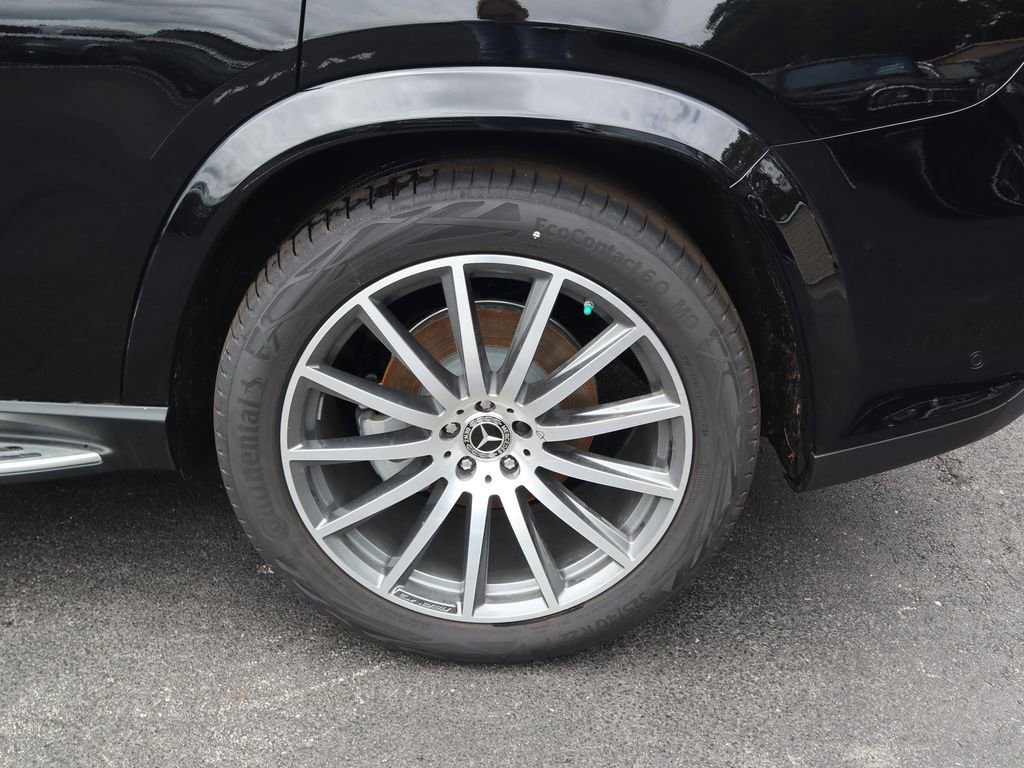 New 2025 Mercedes-Benz GLS 580 4MATIC image 9