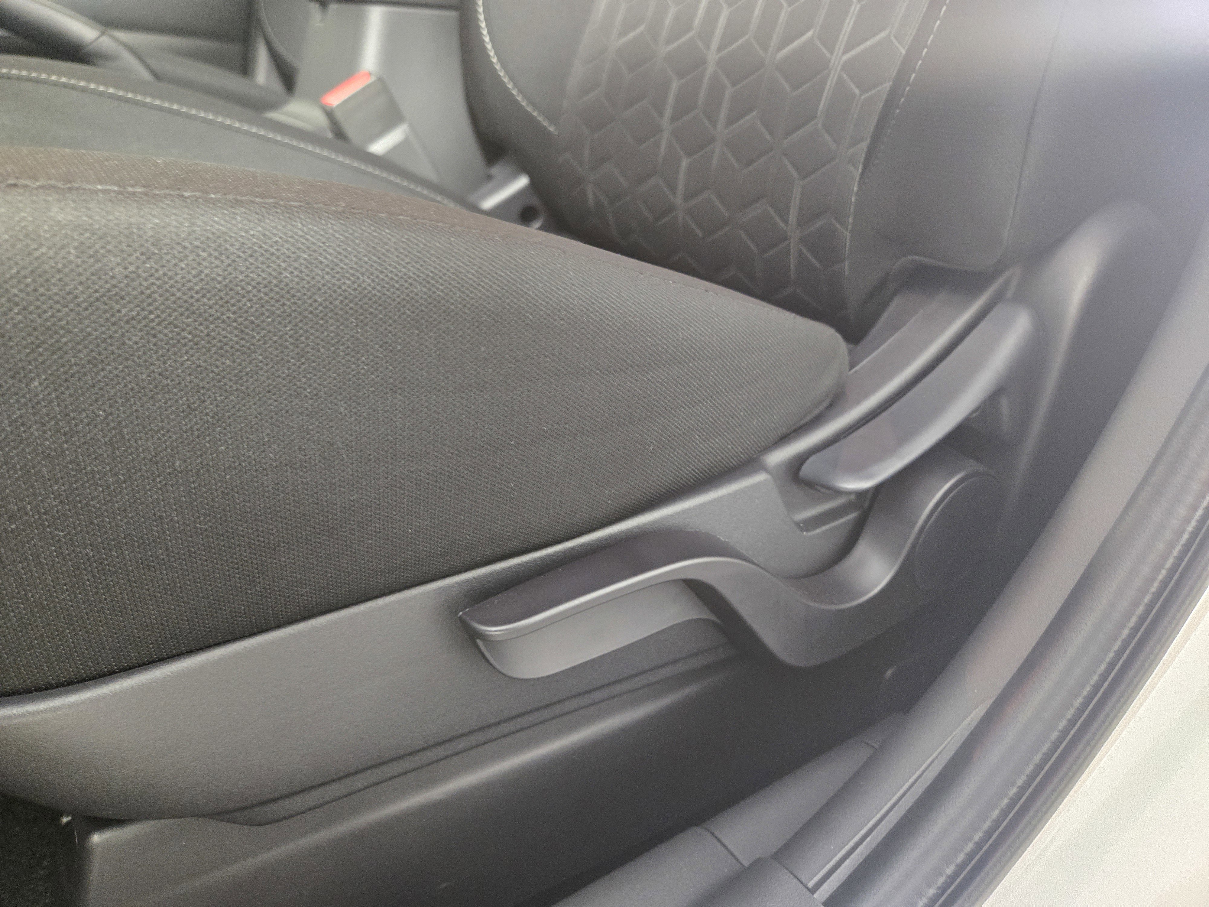 New 2025 Mitsubishi Outlander Sport ES image 28