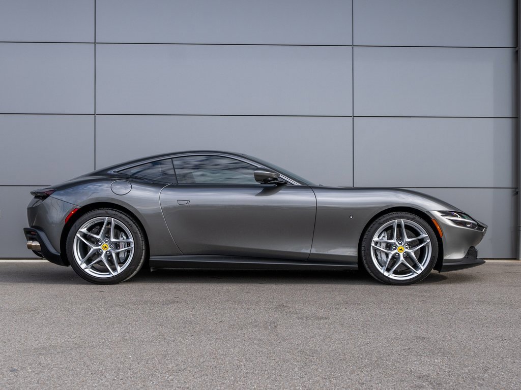 Certified 2024 Ferrari Roma Base image 5