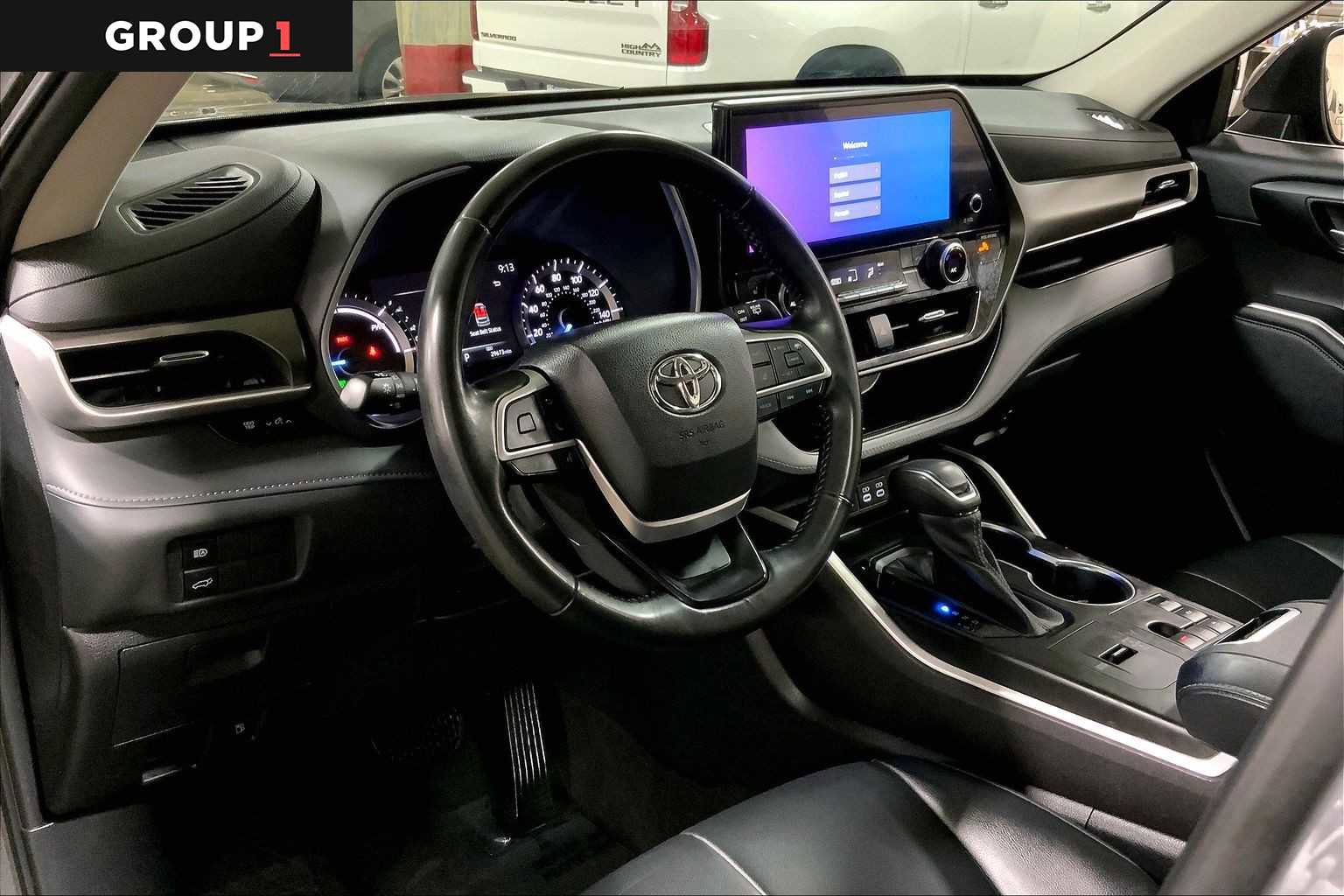 Used 2023 Toyota Highlander XLE image 18