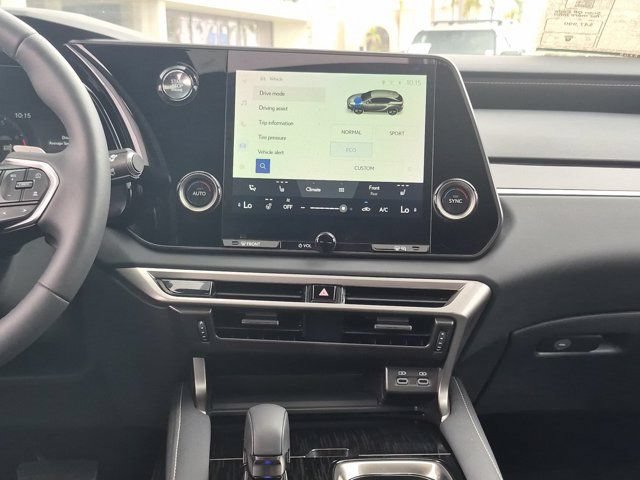 Used 2025 Lexus RX 350 FWD w/ Technology Package image 24