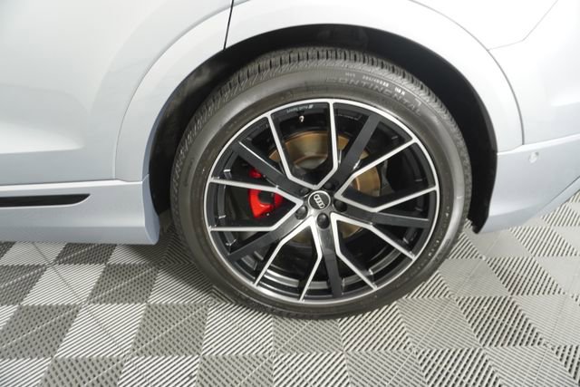 Used 2021 Audi Q8 Prestige w/ Prestige Package image 18