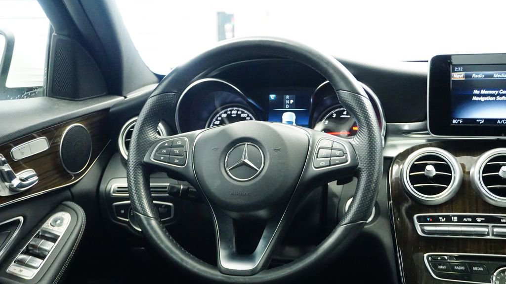 Used 2018 Mercedes-Benz C 300 4MATIC Sedan image 18