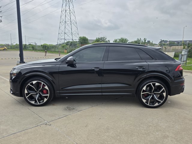 Used 2022 Audi RS Q8 w/ Carbon Optic Package AWD/4WD image 8