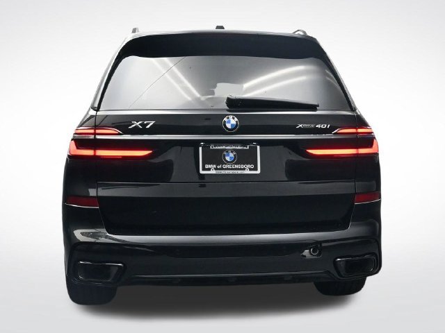 New 2027 BMW X7 xDrive40i w/ M Sport Package AWD/4WD image 6