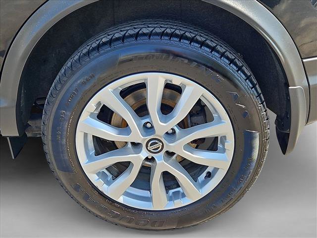 Used 2020 Nissan Rogue Sport SV AWD/4WD image 28