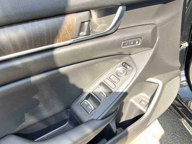 Used 2020 Honda Accord EX-L image 30