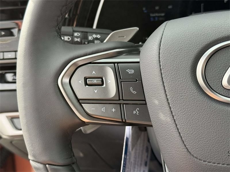 New 2025 Lexus RX 350 Premium AWD/4WD image 18