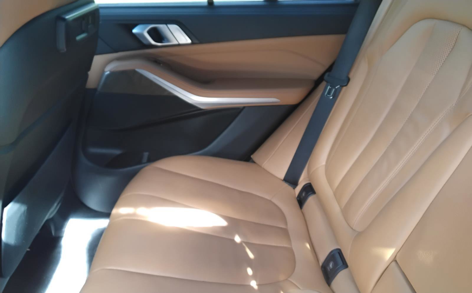 Used 2021 BMW X5 xDrive40i w/ Luxury Seating Package 2 image 21