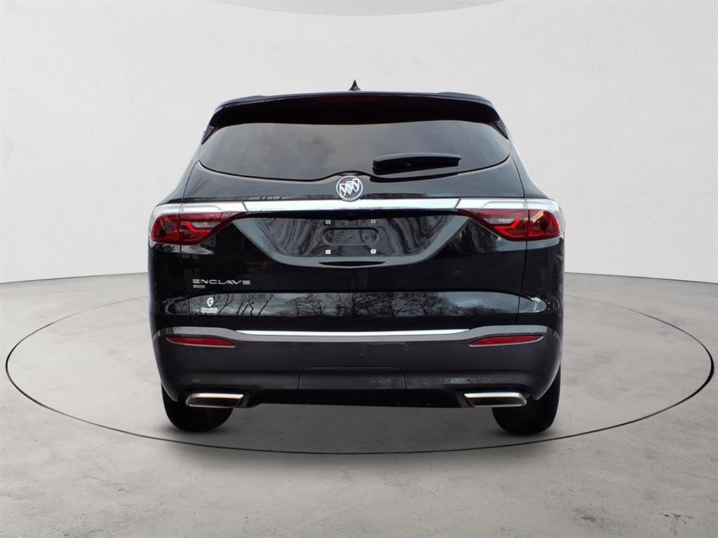 Used 2023 Buick Enclave Essence image 6