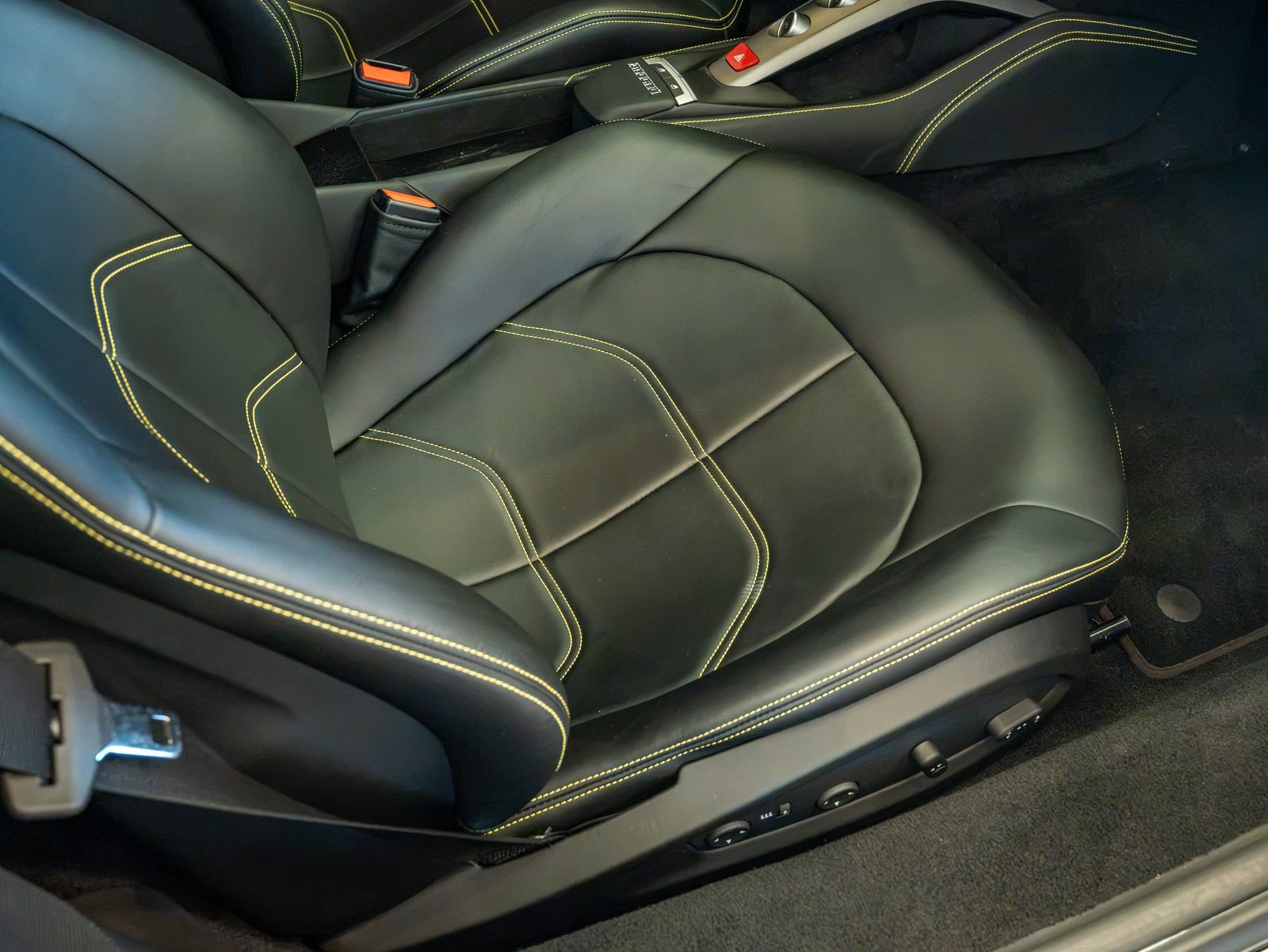 Certified 2017 Ferrari 488 GTB RWD image 20