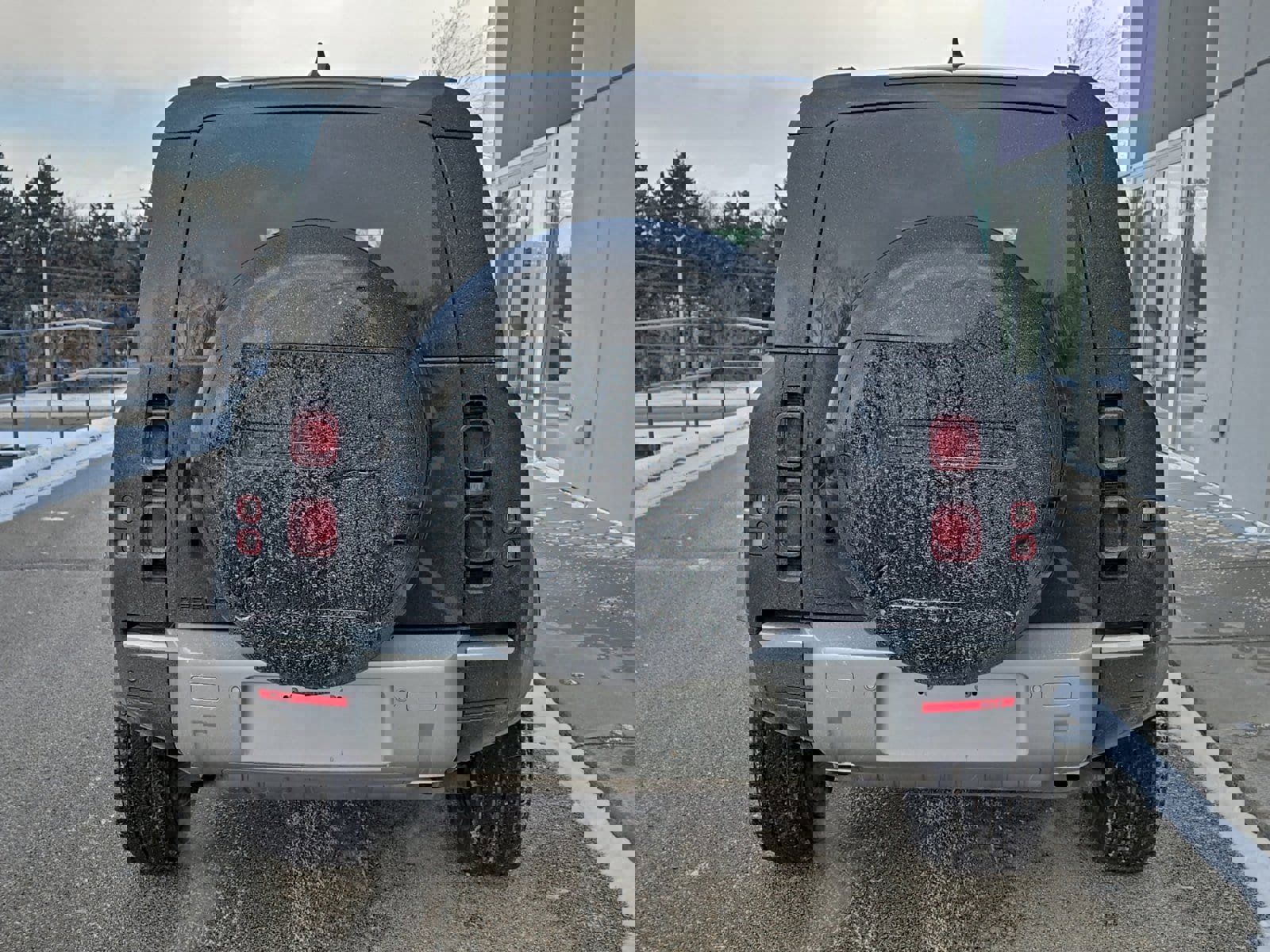 Certified 2025 Land Rover Defender 110 S image 4