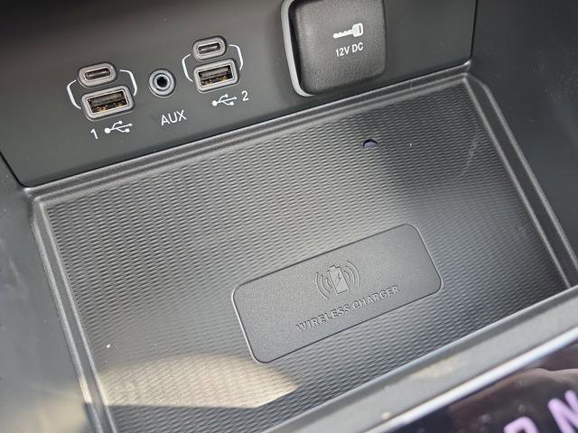 New 2025 Jeep Grand Cherokee L Limited w/ Luxury Tech Group II image 27